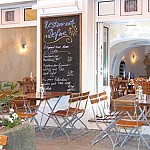 Defne Restaurant outside