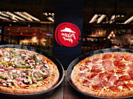 Pizza Hut-rm Center food