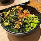 Komo Poke Bowl food