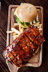 Ribs & Burgers food