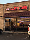 Sam Kabob Gyro outside