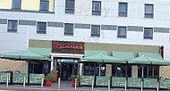 Las Iguanas Cheshire Oaks outside