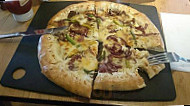 Pizza Hut food