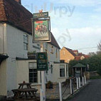 Waggon And Horses outside