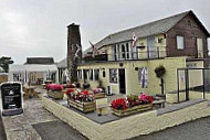 The Barbican Inn outside