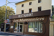 Les Marronniers outside