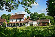 The Carpenters Arms outside