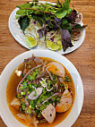 Tèo Bun Bo Hue food