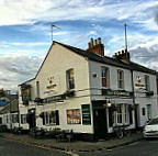 The Old Bookbinders Ale House outside