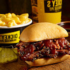 Dickey's Barbecue Pit food