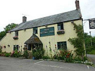 The Mitre Inn outside