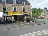 Le Bistrot Des Champs outside