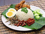 Nasi Lemak Depan Ciast inside