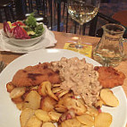 Rüttenscheider Hausbrauerei food