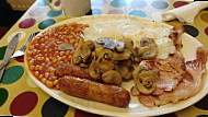 The Full Monty Cafe food