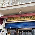 El Mirall outside