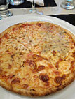 Pizzeria El Raig food