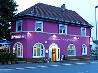 Restaurant Café Weiss outside