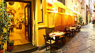 Meating Sorrento Pizzeria, ,steakhouse inside