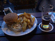 Mac Gowan`s Irish Pub food