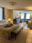 Le Grand Bellevue Gstaad inside