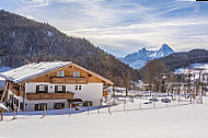 Gasthof Durrlehen inside