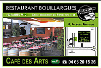 Le Cafe des Arts inside