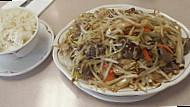 Hing's Chinese Food food