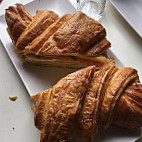 Croissant Gigante food