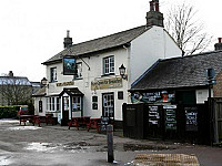 The Tiger Inn outside