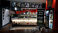 Crust Gourmet Pizza Bar inside