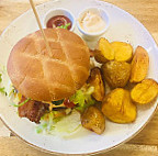 Cafe Noah food