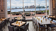 Harborside Grill At Hyatt Boston Harbor food