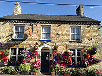 Butcher And Beast Heighington outside