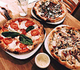 Bollo Woodfired Pizza food