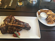 MAREDO Steakhouse food