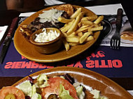 Foster's Hollywood La Salera food