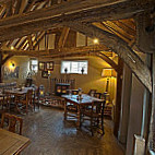 Hoddington Arms inside