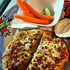 Boston Pizza food