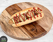 Beny's Hot Dog food