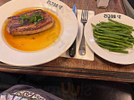 Café Saint Régis food