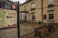 Norfolk Arms outside