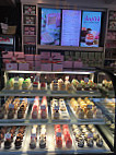 Gigi's Cupcakes food