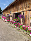 Ferme Auberge Du Tartot outside