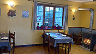 Restaurant Les Roses food