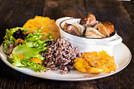 Papi's Cuban Caribbean Grill food