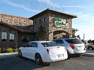 Olive Garden Italian outside