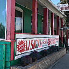 Front Street Market outside