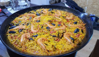 Paella Et Pata Negra food