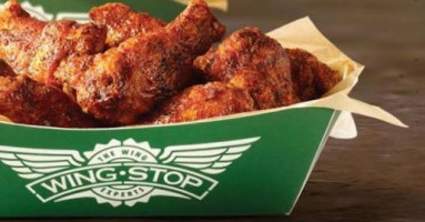 Wingstop Altabrisa inside